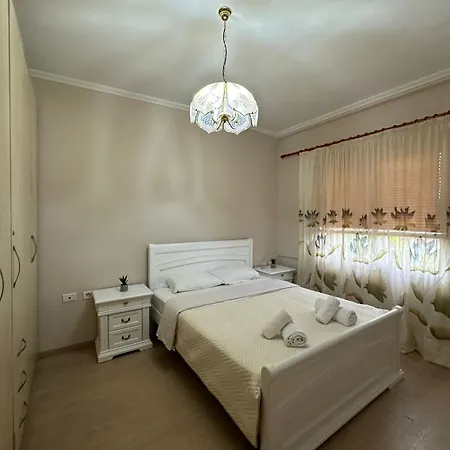 Ideal * Τίρανα